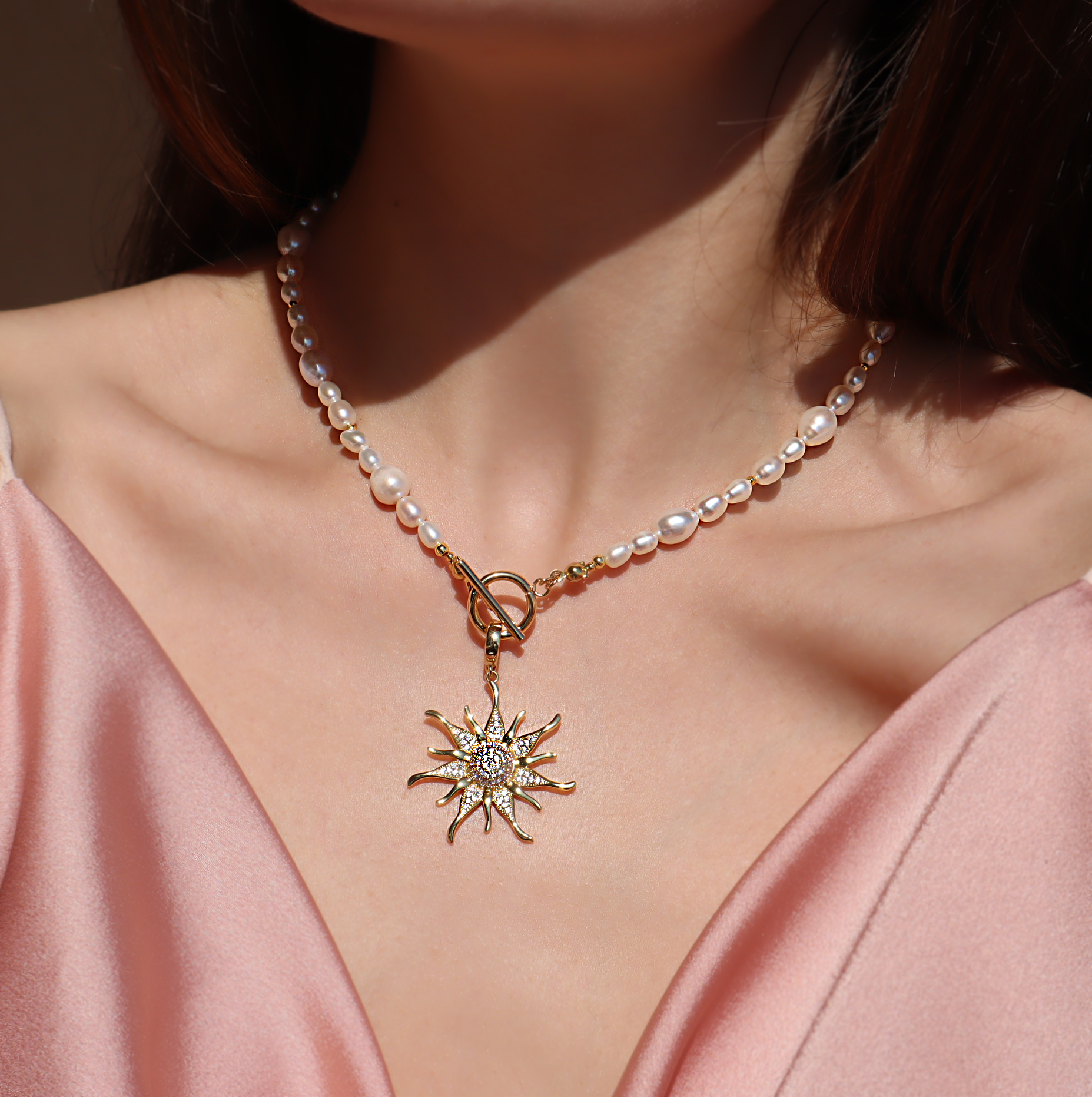 Aurora pearl necklace - Image 3