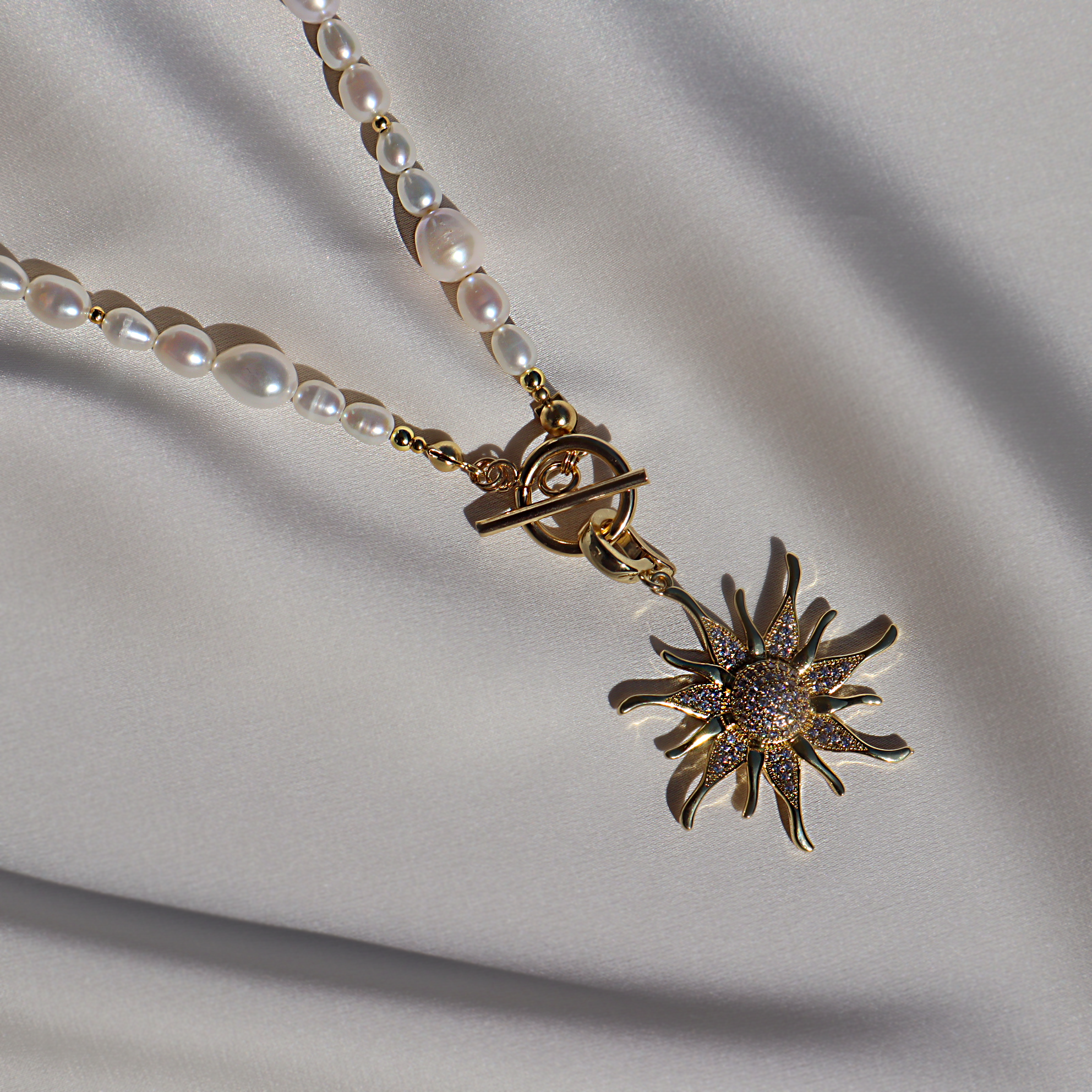 Aurora pearl necklace - Image 5