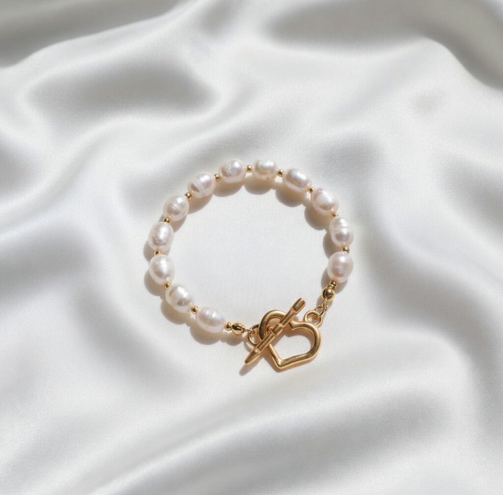 Secret pearl bracelet